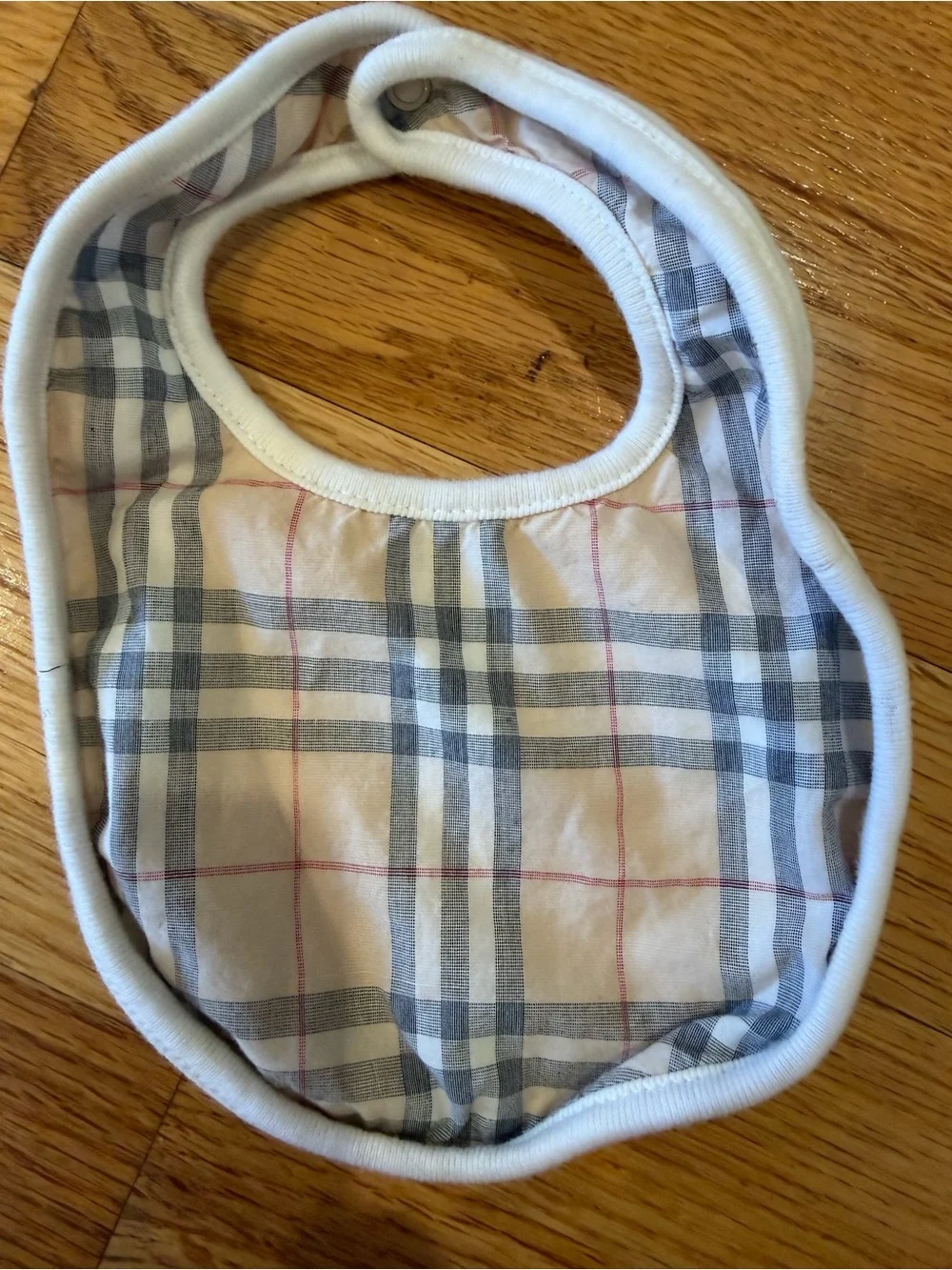 Burberry Children White Cotton baby bib - Classic Logo 9 months